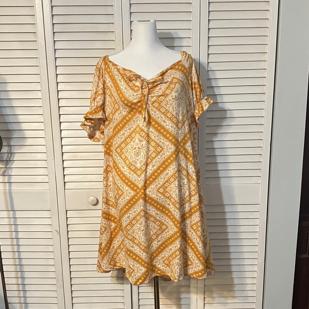 Vibe Sportswear Yellow and White Dress